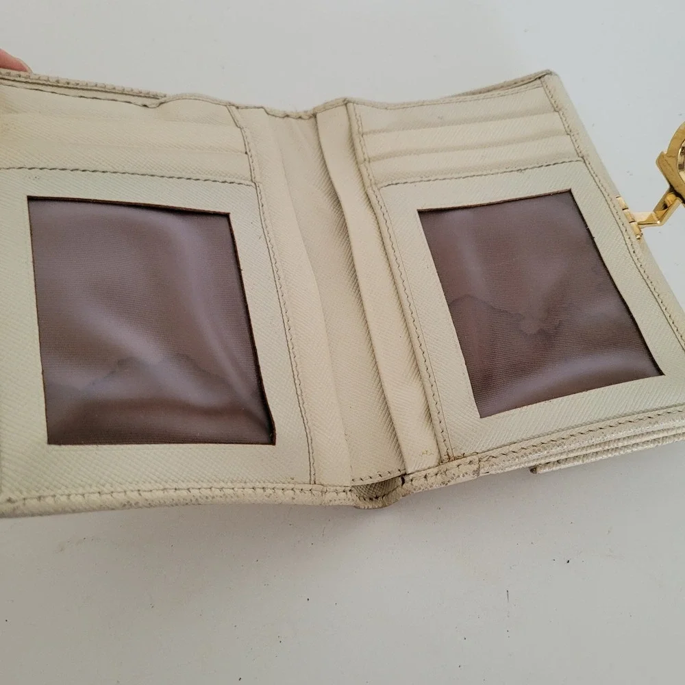 Salvatore Ferragamo Gancini Bifold Wallet Cream Saffiano Leather Gold Hardware